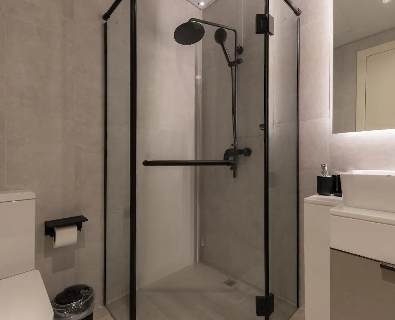 Fresh & Quiet 1Br At Midtown Noor 4 Tower Lägenhet Dubai 0*,
